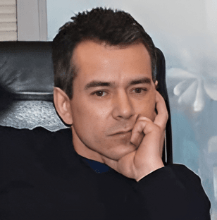 RUSLAN AKANAYEV